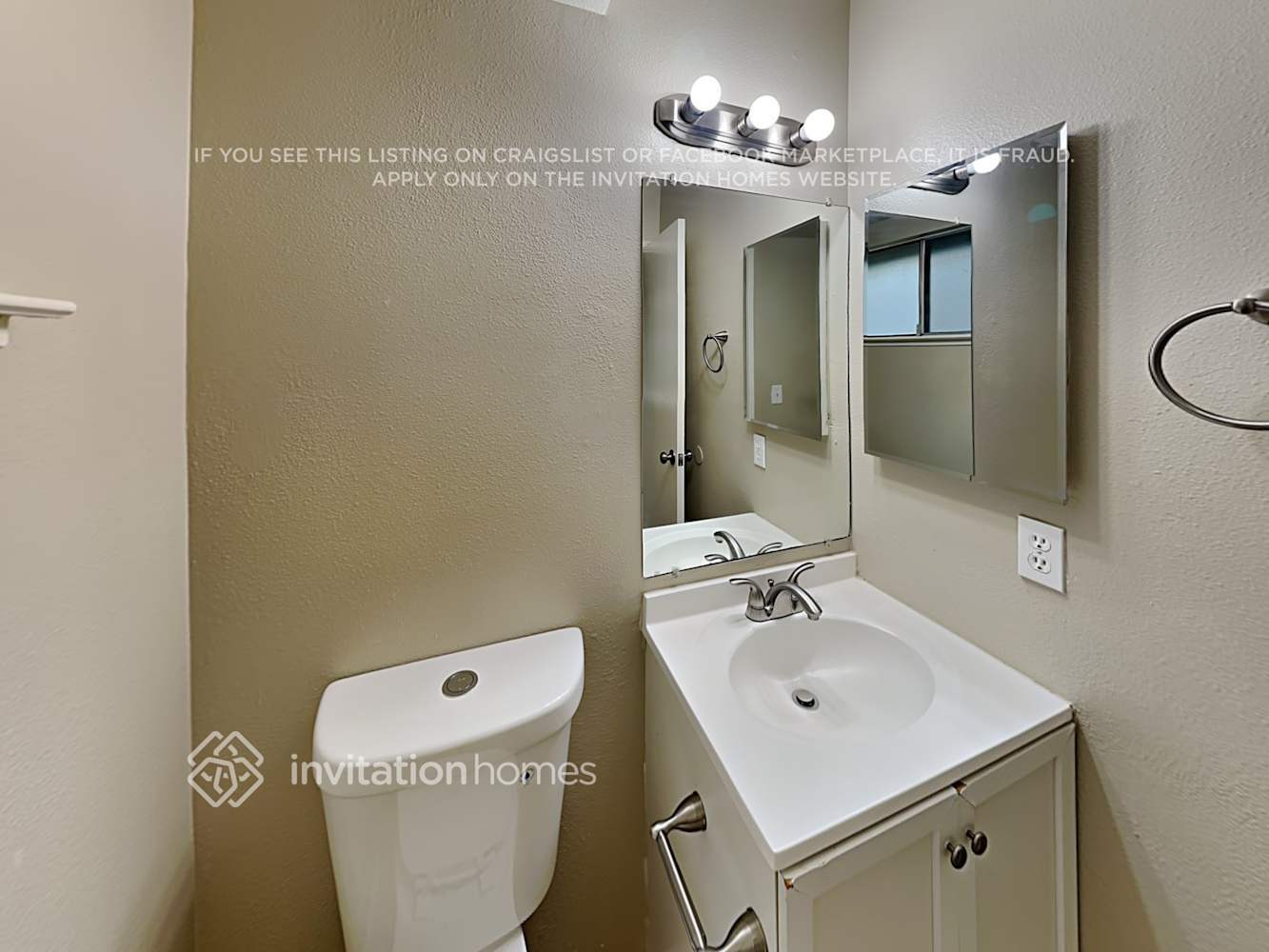 Building Photo - 5633 Vista Oak Way