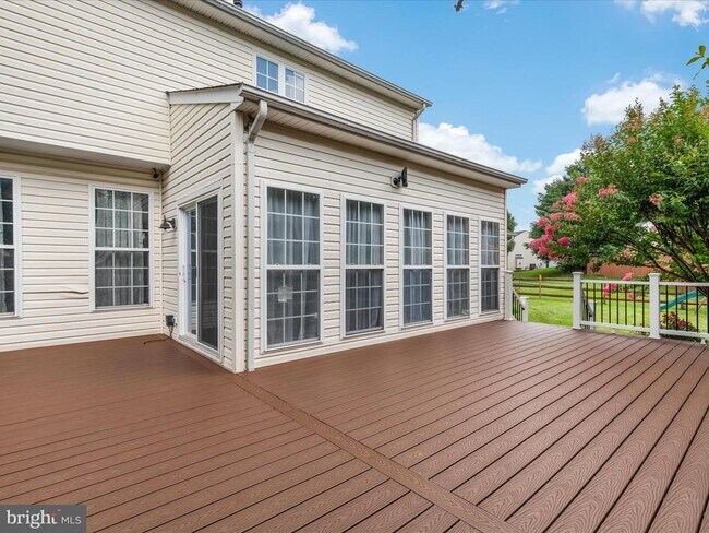 Building Photo - 10625 Wulford Ct