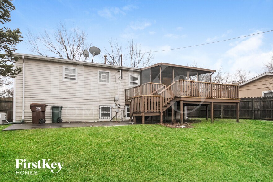 Building Photo - 5724 Edward Dr