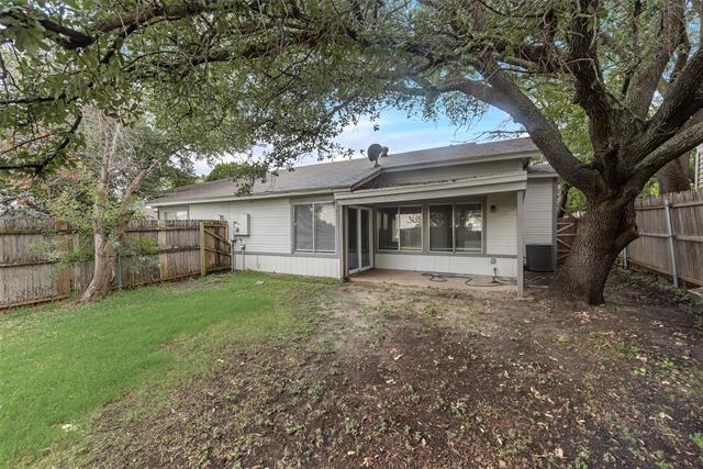 Building Photo - 109 Suttonwood Dr