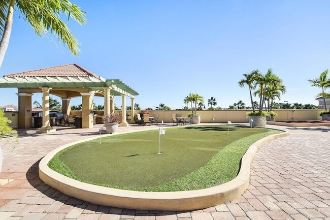 Building Photo - 3610 Gardens Pkwy