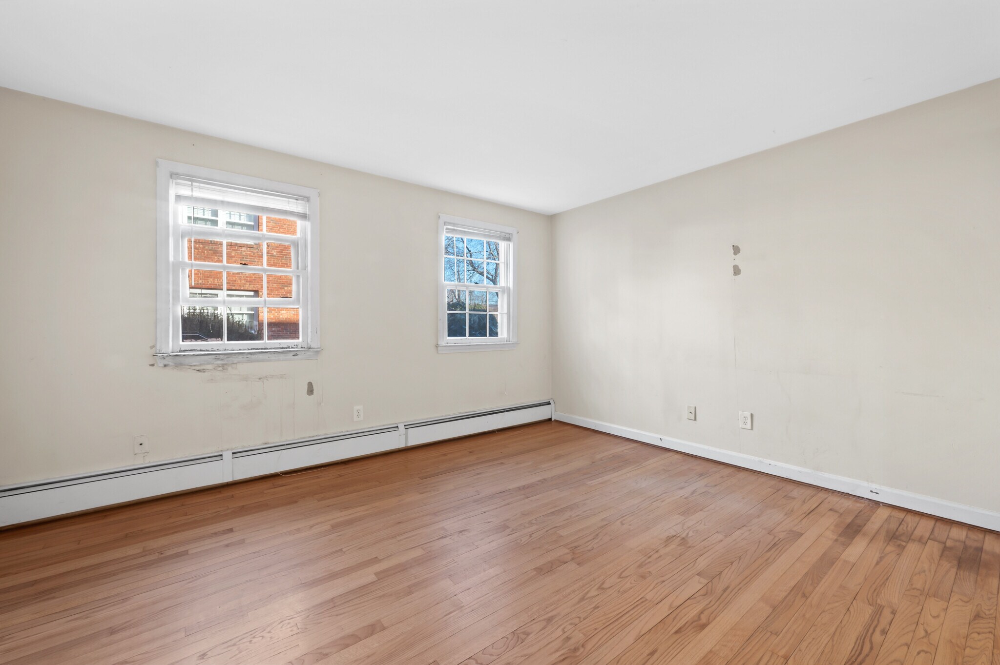 Building Photo - 340 Charter Oak St