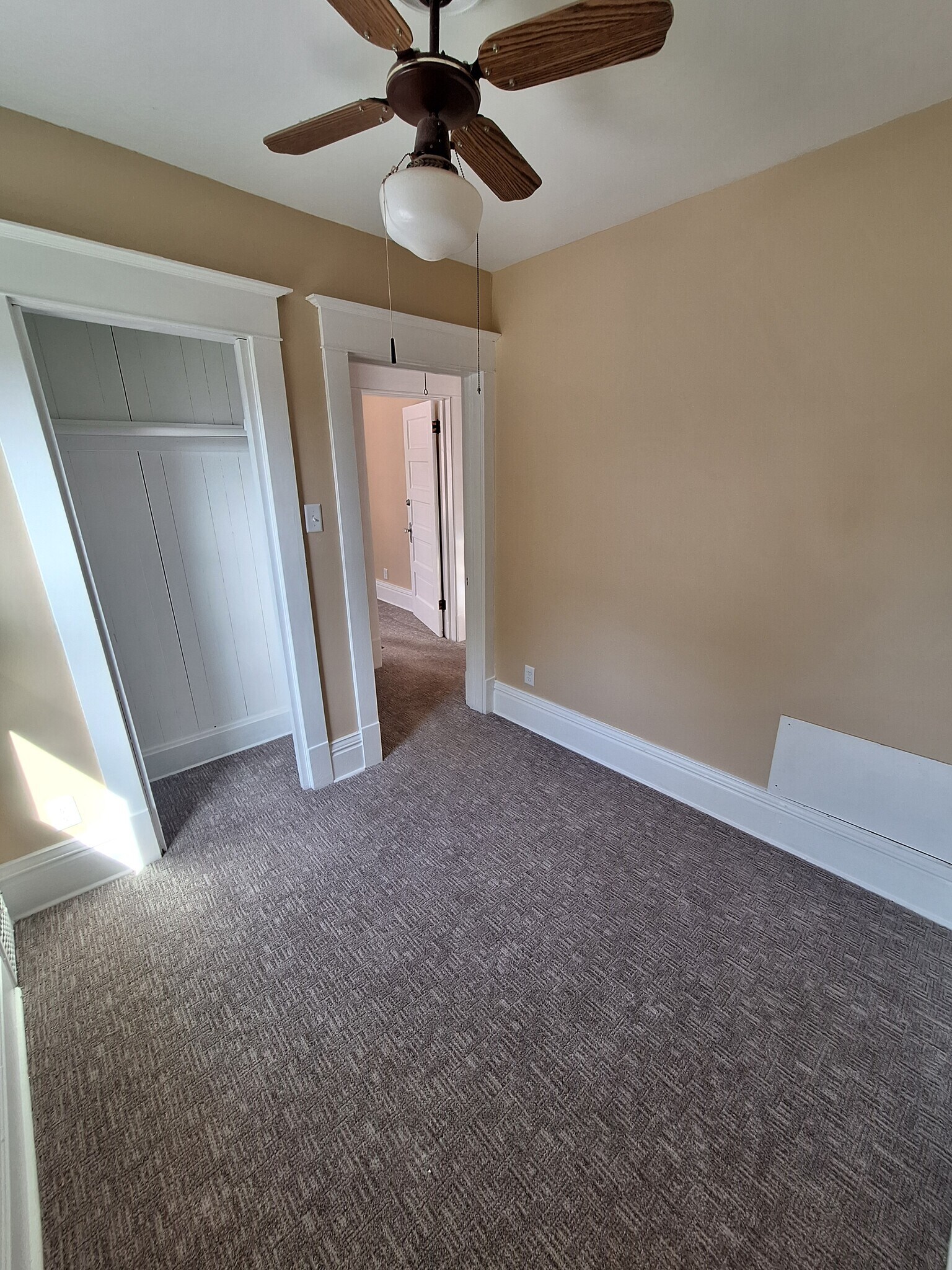Bedrooms 4 - 1744 Park Ave