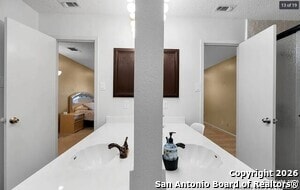 Building Photo - 11154 Cedar Park