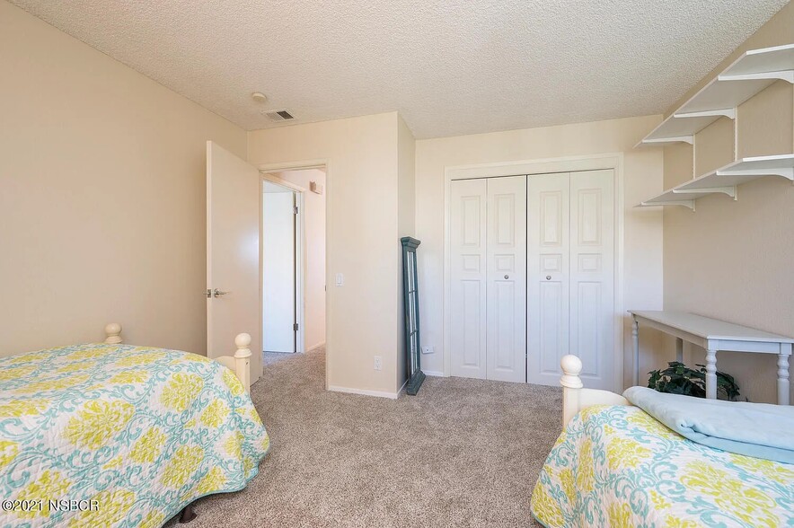 Building Photo - 1212 Linda Vista Dr