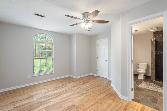 Building Photo - 5957 Warrenpark Ln