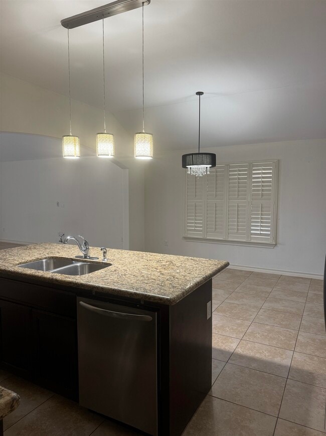 Building Photo - 212 Sandhill Oak