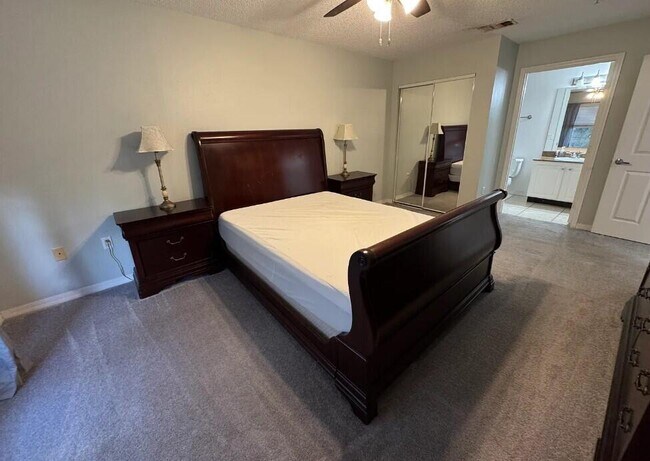 Building Photo - 4276 Calinda Ln