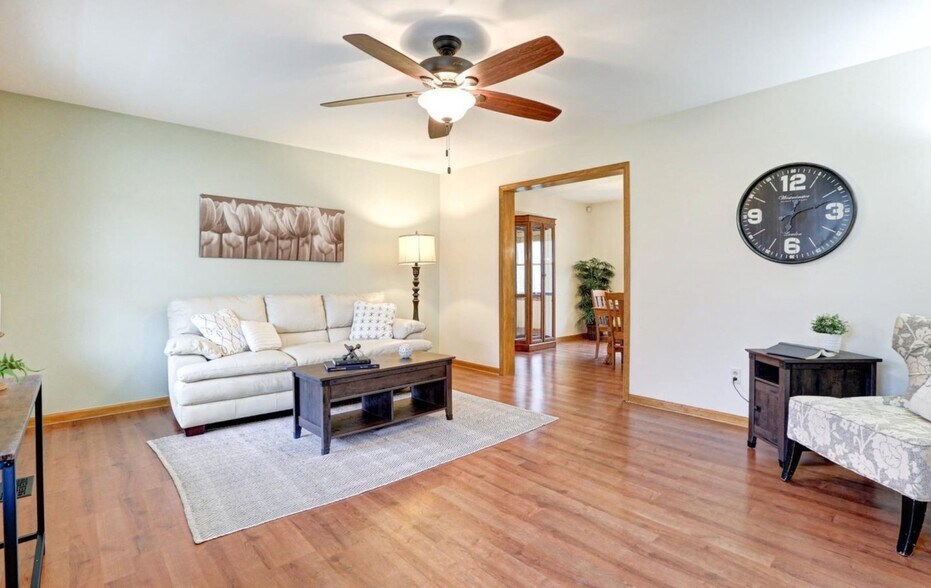 Building Photo - 4024 Rosetree Ln