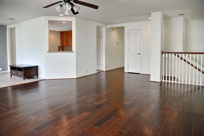 Building Photo - 13600 Breton Ridge St