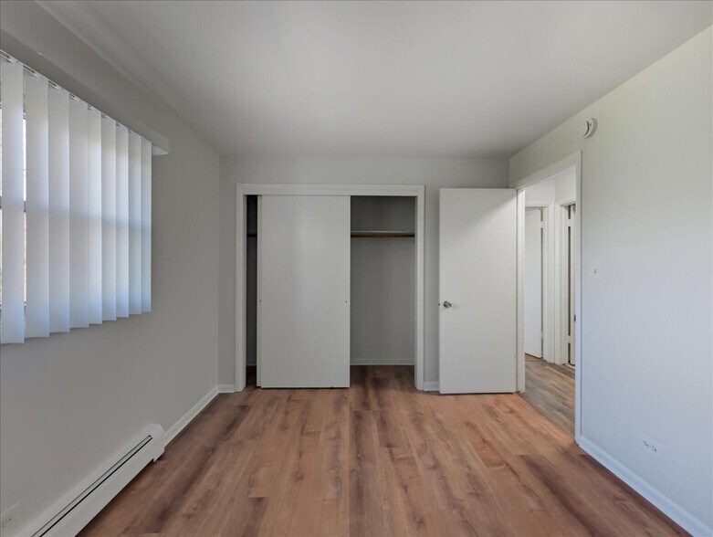 Building Photo - 126 W Washington St