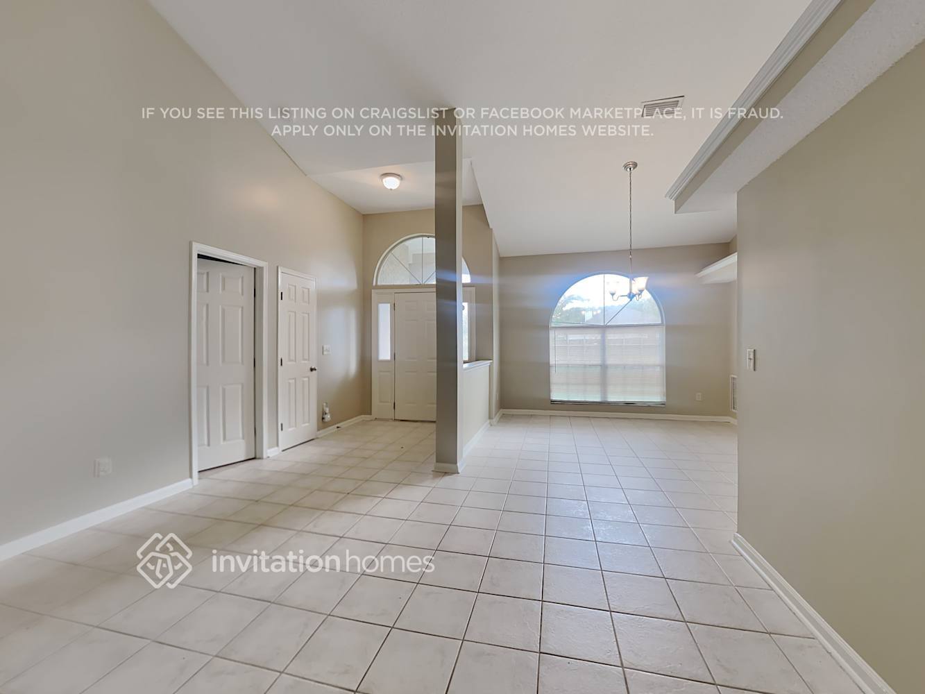 Building Photo - 523 Charles Pinckney St