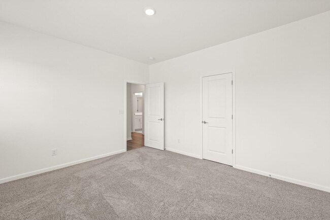 Building Photo - 5807 Clear Creek Ln