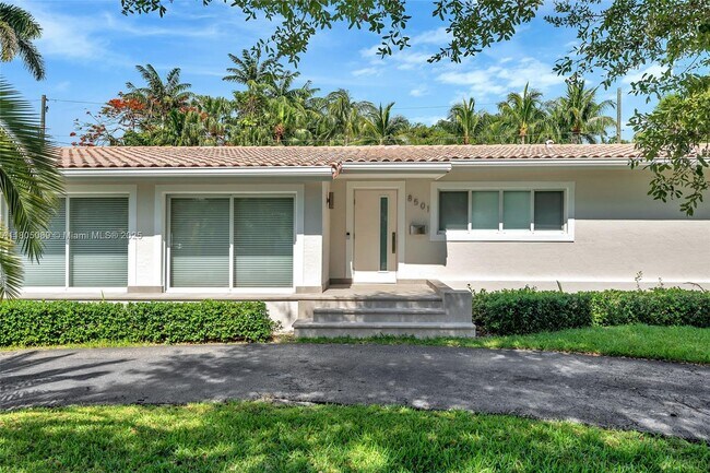 Primary Photo - 8501 SW 54th Ct