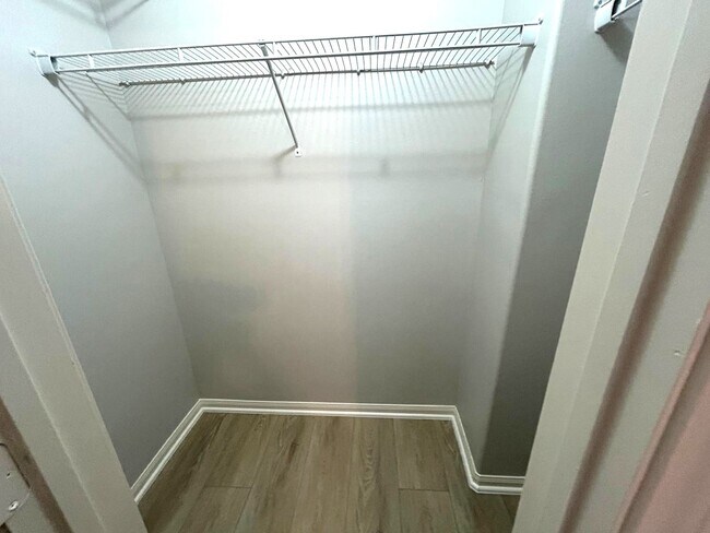 Building Photo - 25207 Diamond Ranch Dr