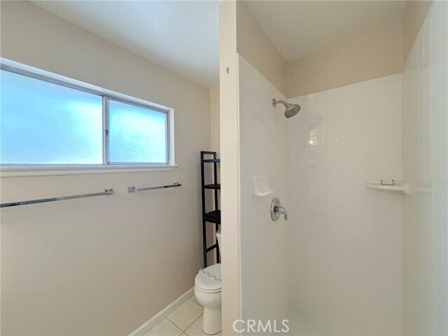 Building Photo - 238 E Sunset Dr N
