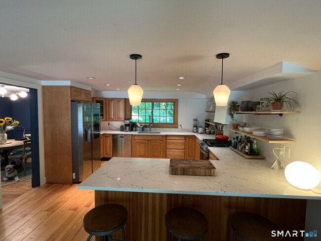 Building Photo - 41 Frenchmans Rd