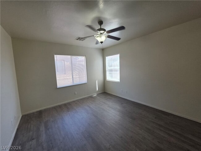 Building Photo - 7510 Perla Del Mar Ave