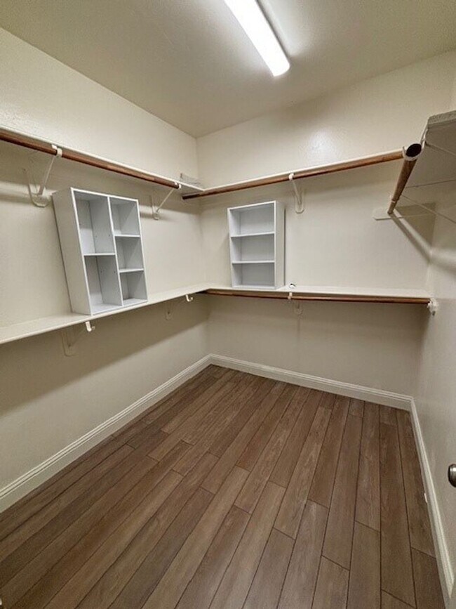 Building Photo - Elegant 4-Bedroom Home with Paid Solar in Gated Village Green Community