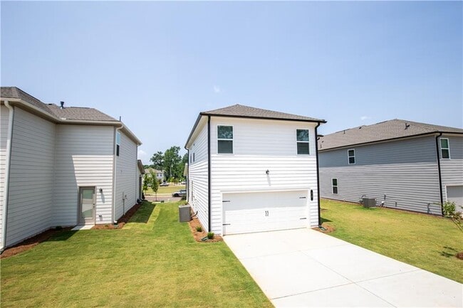Building Photo - 101 Goshawk St