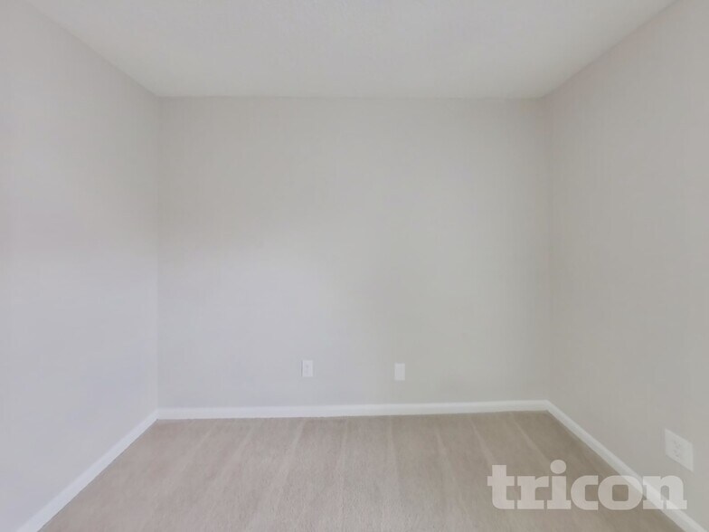 Building Photo - 8539 Shuter Ct