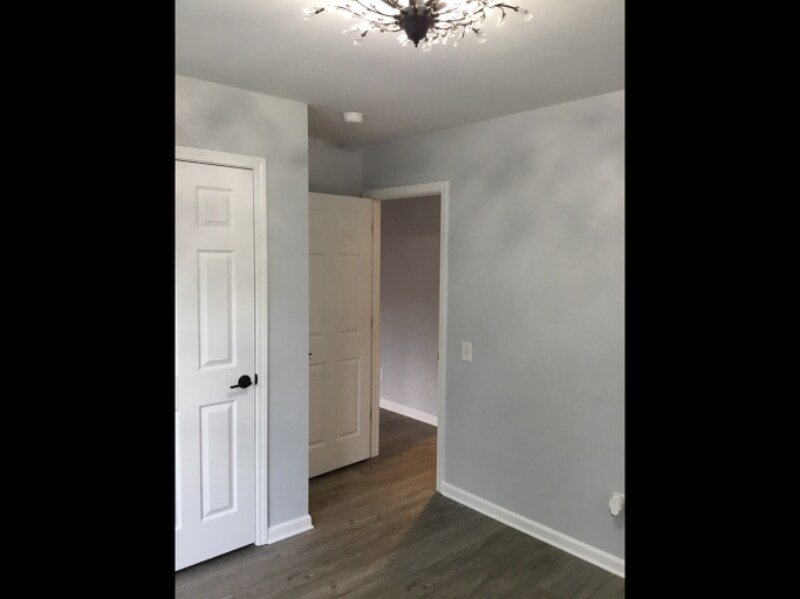 Building Photo - 1609 Tate Rd