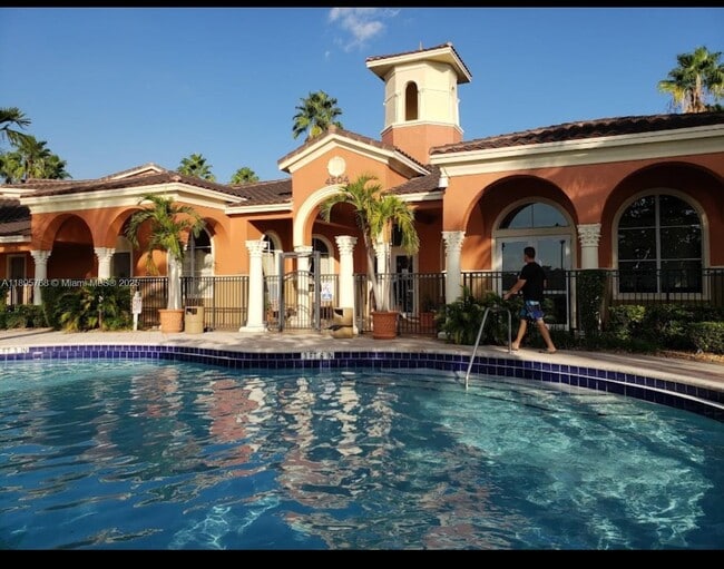 Building Photo - 4602 SW 160th Ave