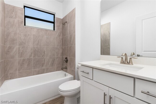 Building Photo - 18312 Ridgeline Dr