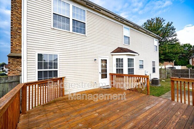Building Photo - 4448 Forest Ridge Blvd