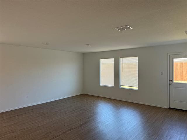 Building Photo - 330 Mahogany Ln