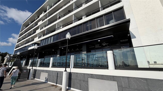 Building Photo - 555 NE 15th St