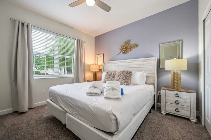 Building Photo - 4789 Kings Castle Cir