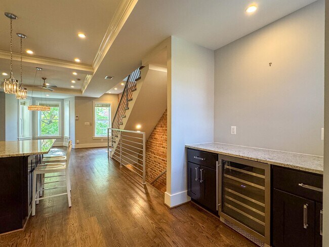 Building Photo - 2825 11th St NW
