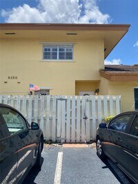 Building Photo - 8350 SW 154th Ave