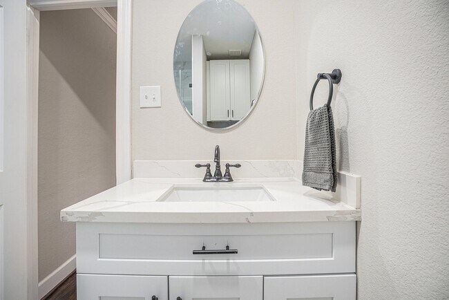 Building Photo - 7449 Walker St