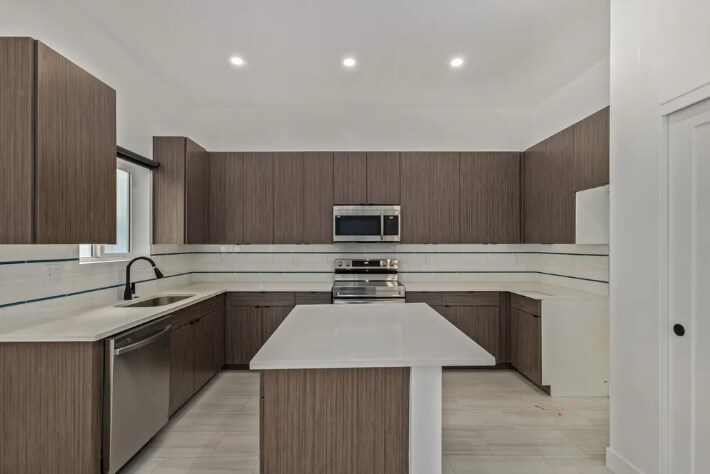 Building Photo - 3107 N 39th St