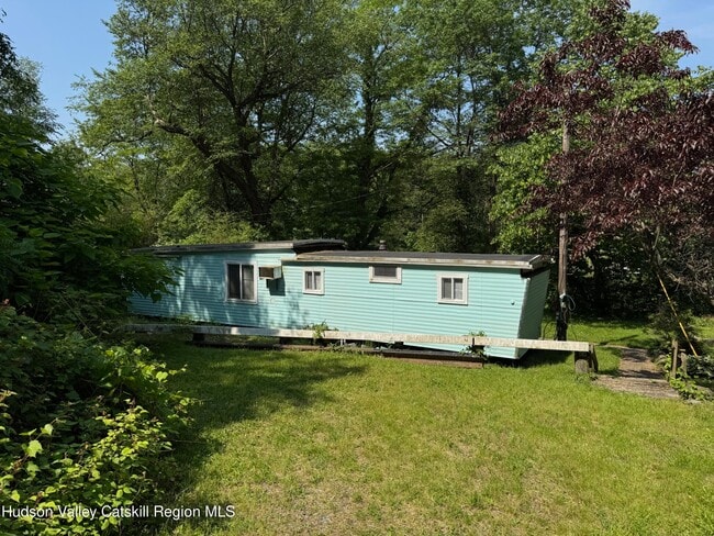 Building Photo - 384 Glenerie Blvd