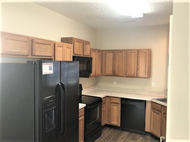 Building Photo - 3962 Pebble Brooke Circle