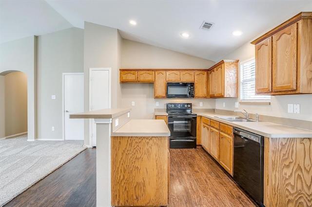 Building Photo - 1116 Boxwood Dr