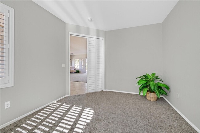 Building Photo - Golf Course Views in Sun City Anthem!  Age...