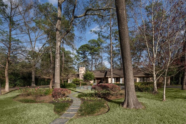 Building Photo - 614 Saddlewood Ln