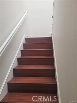 Building Photo - 2825 Plaza del Amo