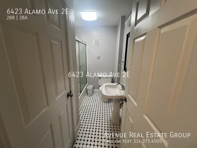 Building Photo - 6423 Alamo Ave