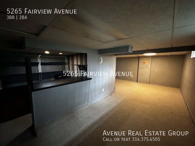Building Photo - 5265 Fairview Ave