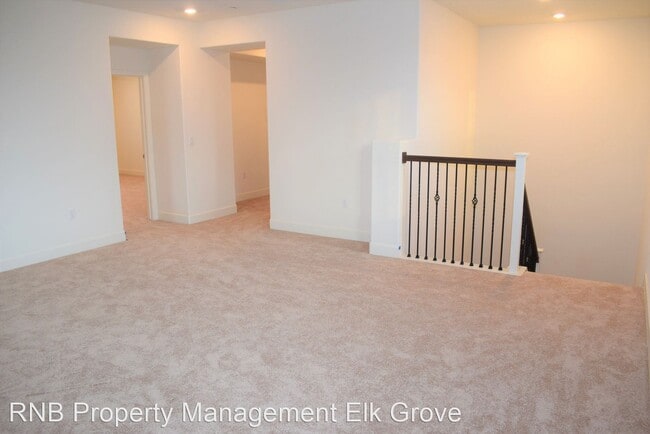 Building Photo - 4 br, 3 bath House - 9303 Chiffonade Way
