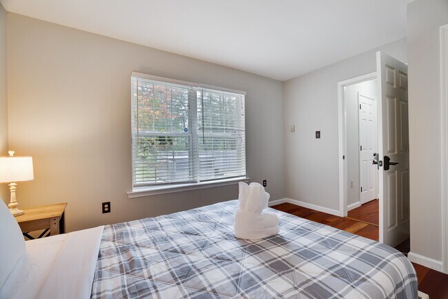 Building Photo - 49 Driftwood Dr