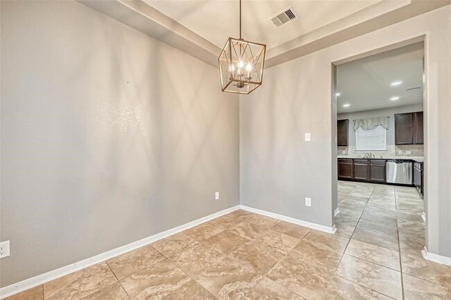 Building Photo - 2561 Magnolia Fair Way