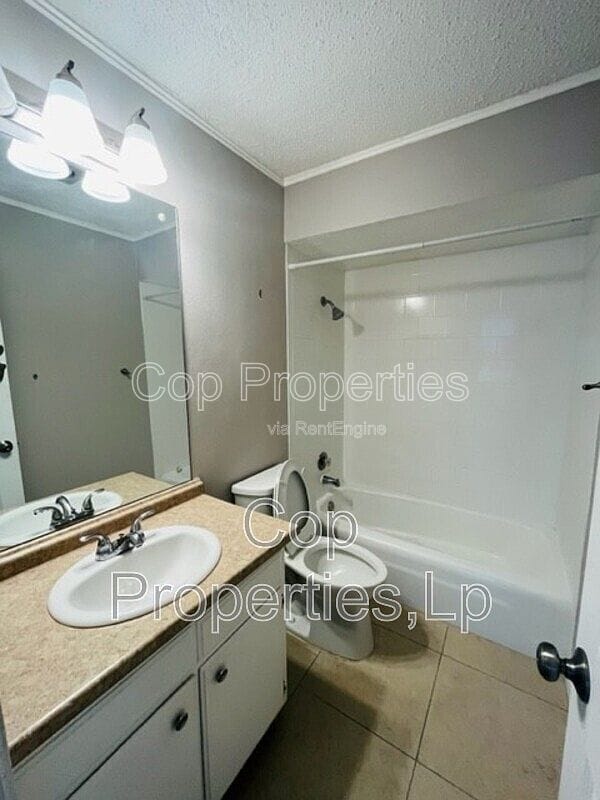 Building Photo - 1819 Babcock Rd