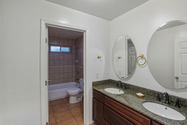 Building Photo - 2148 Irvin Wy