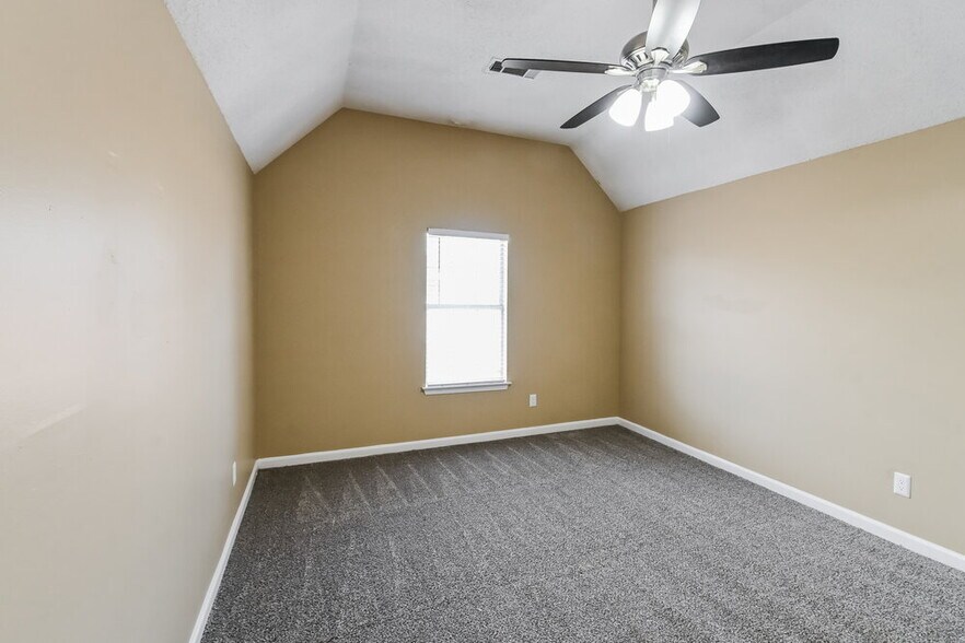 Building Photo - 2570 Appling Glen Dr